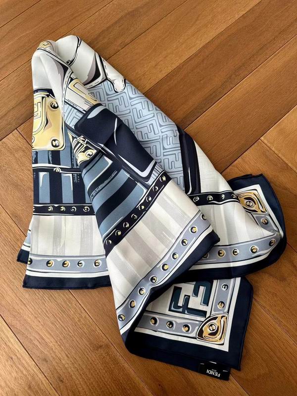 Fendi  silk scarf 90X90cm E14 (3)